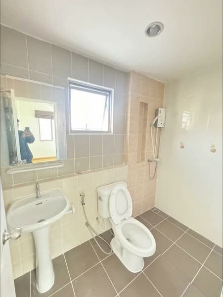 ให้เช่าบ้านแฝด ม.เฮ้าส์ออฟคานารี สวนเสือ ศรีราชา พร้อมอยู่, Chon Buri (Pattaya), Surasak, Si Racha, Chon Buri (Pattaya), 4 Bedrooms, 160 sqm, Single Detached House For Rent, by Dusit Saengfa, 11680238 - DDproperty.com