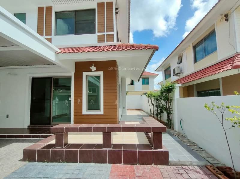 ให้เช่าบ้านแฝด ม.เฮ้าส์ออฟคานารี สวนเสือ ศรีราชา พร้อมอยู่, ชลบุรี, สุรศักดิ์, ศรีราชา, ชลบุรี, 160 ตร.ม., บ้านเดี่ยว ให้เช่า, โดย ดุสิต แสงฟ้า, 11680238 - DDproperty.com