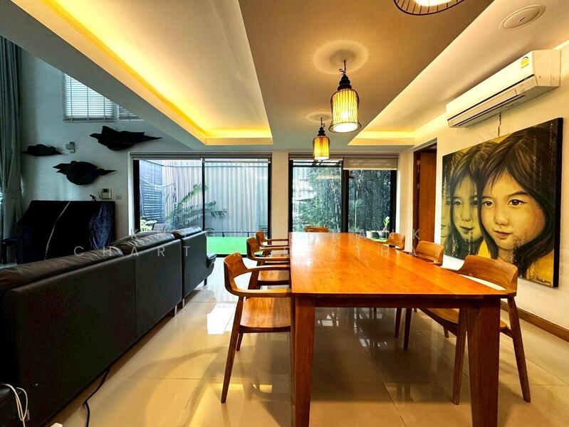 House in Thonglor, Bangkok, Khlong Tan Nua, Watthana, Bangkok, 3 Bedrooms, 800 sqm, Single Detached House For Rent, by Knight Frank Chartered (Thailand) Co.,Ltd, 11681173 - DDproperty.com