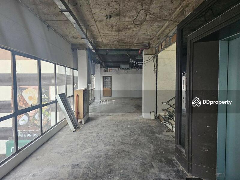 For Rent - พื้นที่ให้เช่า อโศกมนตรี : Space for rent Asoke Montri, Bangkok