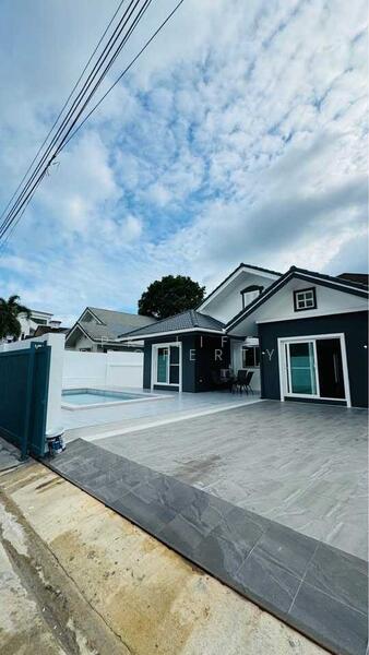 8R0671 Pool villa for rent 3 bedroom 2 bathroom 65,000/month at chalong have fully furnished, Phuket, Chalong, Muang Phuket, Phuket, 3 Bedrooms, 350 sqm, Villa For Rent, by PK LIFE Property, 11682307 - DDproperty.com