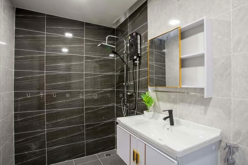 Casa Ville Watcharapon-Sukhapibarn 5, Bangkok, Sukhaphiban 5 Road, O-Ngoen, Sai Mai, Bangkok, 4 Bedrooms, 260 sqm, Single Detached House For Rent, by ปรินทร์ญาดา ชิณโชติ, 11682444 - DDproperty.com