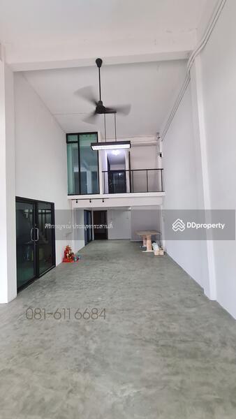 ให้เช่า - ให้เช่า ตึกแถว4.5 ชั้น 3 คูหา ใกล้รถไฟฟ้าสถานีสำโรงเพียง450 เมตร เหมาะทำออฟฟิศ คลินิก โลจิสติกส์, สมุทรปราการ