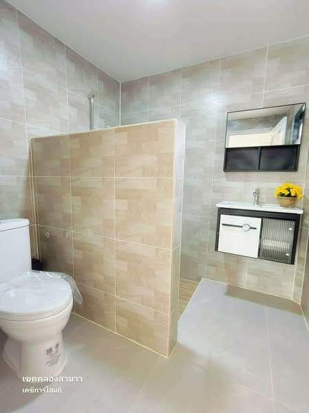 K.C. Garden Home, Bangkok, Nimit Mai Road, Sam Wa Tawan Ok, Khlong Sam Wa, Bangkok, 4 Bedrooms, 200 sqm, Single Detached House For Sale, by นภัสศรณ์ วงศ์สินไทยกร (นันท์), 11682899 - DDproperty.com