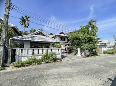 ขาย - บ้านเดี่ยว 2 ชั้น หมู่บ้าน แสนสราญ ทุ่งมังกร 12 ตลิ่งชัน, กรุงเทพ