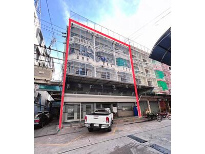 ขาย - ขาย ตึกแถว 3 คูหา รัชดาภิเษก 21 ท่าพระ ใกล้สถานีรถไฟฟ้าMRTท่าพระ สำนักงานและมีรายได้ห้องเช่า 16 ห้อง, กรุงเทพ