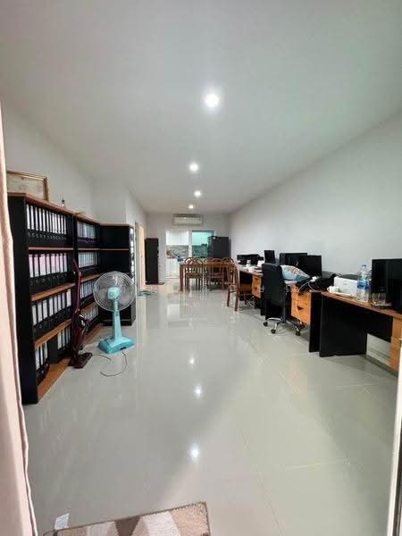 Baan Klang Muang Srinakarin – Onnut, Bangkok, 174 Soi On Nut 70/1, Prawet, Bangkok, 3 Bedrooms, 120 sqm, Townhouse For Rent, by เสาวลักษณ์ มิ้มทอง, 11683205 - DDproperty.com