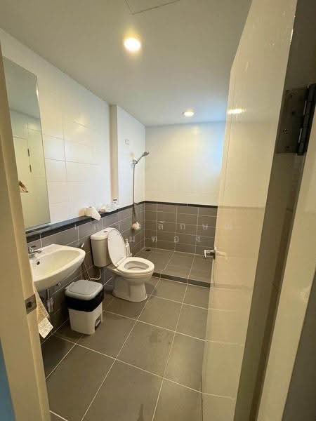 Baan Klang Muang Srinakarin – Onnut, Bangkok, 174 Soi On Nut 70/1, Prawet, Bangkok, 3 Bedrooms, 120 sqm, Townhouse For Rent, by เสาวลักษณ์ มิ้มทอง, 11683205 - DDproperty.com