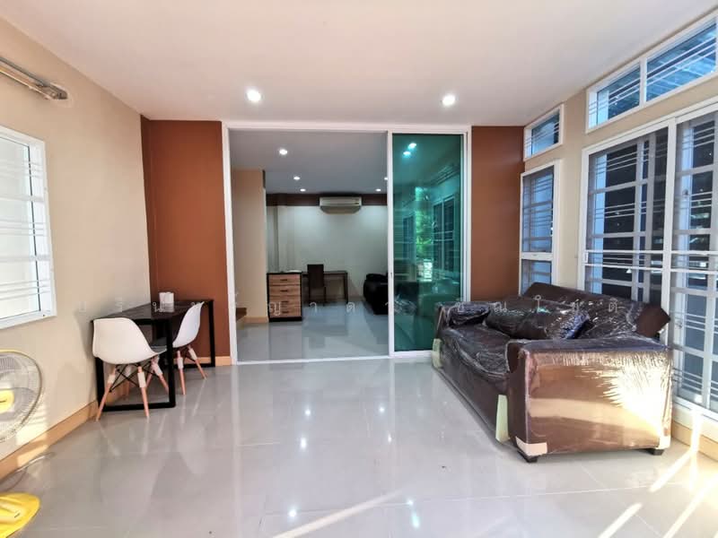 Seranee Raya 2, Bangkok, Nawong Pracha Phatthana Road, Si Khan, Don Mueang, Bangkok, 3 Bedrooms, 220 sqm, Single Detached House For Rent, by ปรินทร์ญาดา ชิณโชติ, 11683328 - DDproperty.com