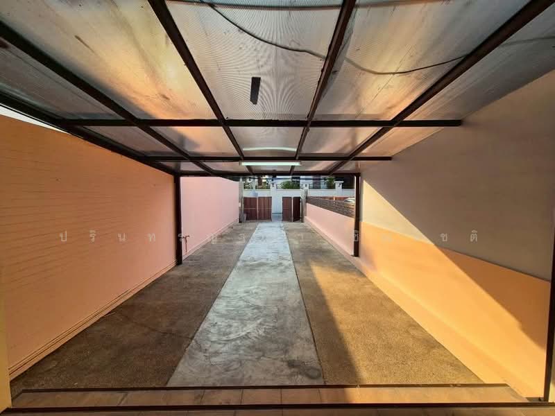 Home Office Soi Ari Samphan, Bangkok, Samsen Nai, Phaya Thai, Bangkok, 4 Bedrooms, 270 sqm, Townhouse For Rent, by ปรินทร์ญาดา ชิณโชติ, 11683467 - DDproperty.com