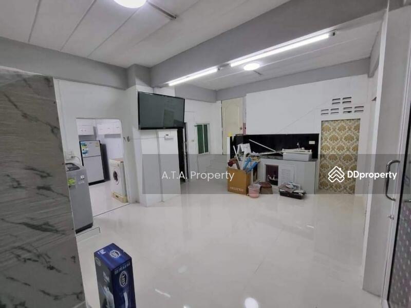 For Sale - 2 commercial buildings, Mit Samphan Road, Ang Sila, Chon Buri