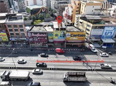 ขาย - หาไม่ได้แล้วตึกแถวอาคารพานิชย์ติดถนนใหญ่ มีที่จอดรถกว่า 10 คัน !! ติดถนนใหญ่ทำเลดี, นนทบุรี