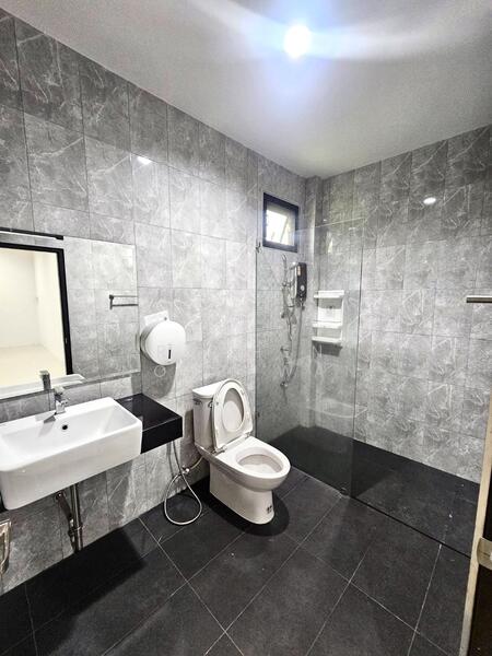 For Rent - 2-storey corner house behind Makro Hat Yai, Songkhla