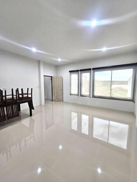 For Rent - 2-storey corner house behind Makro Hat Yai, Songkhla