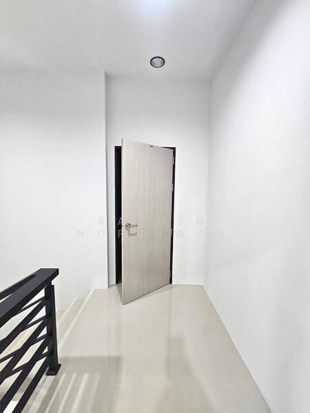 For Rent - 2-storey corner house behind Makro Hat Yai, Songkhla
