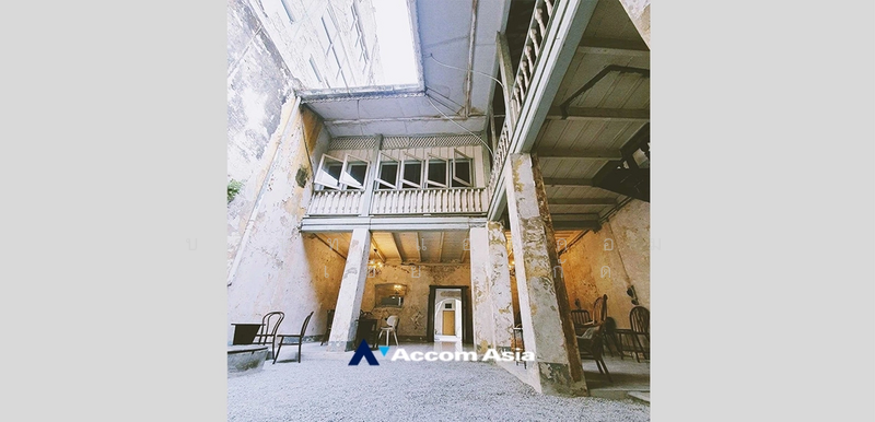 For Rent - Home Office 3 Bedrooms House for Rent in Silom, Bangkok near MRT Hua Lamphong, Bangkok