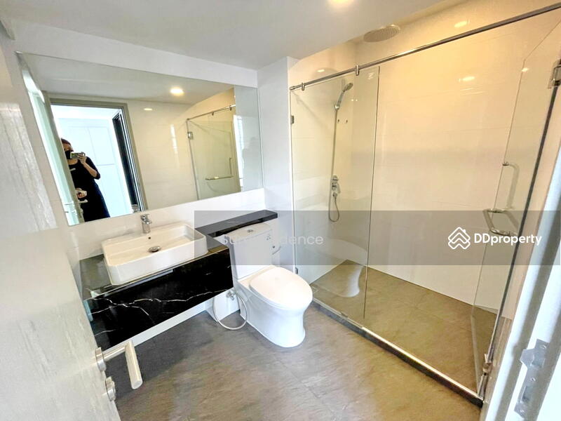 For Sale - Knightsbridge Space Ratchayothin, Bangkok