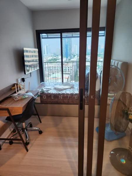 Life Sathorn Sierra, Bangkok, Ratchaphruek Rd, Talat Plu, Thon Buri, Bangkok, 1 Bedroom, 35 sqm, Condo For Rent, by Agentbkk, 11687431 - DDproperty.com