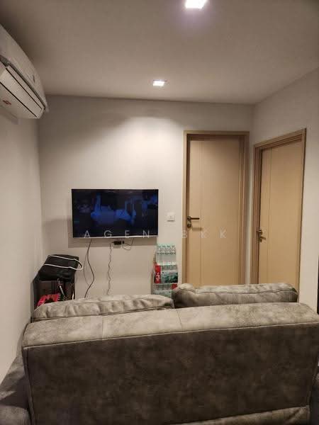 Life Sathorn Sierra, Bangkok, Ratchaphruek Rd, Talat Plu, Thon Buri, Bangkok, 1 Bedroom, 35 sqm, Condo For Rent, by Agentbkk, 11687431 - DDproperty.com