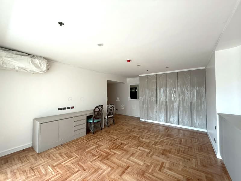 Apartment at Sukhumvit 20, กรุงเทพ, คลองตันเหนือ, วัฒนา, กรุงเทพ, 315 ตร.ม., อพาร์ทเมนท์ ให้เช่า, โดย Gochaporn Fongsupa, 11687525 - DDproperty.com