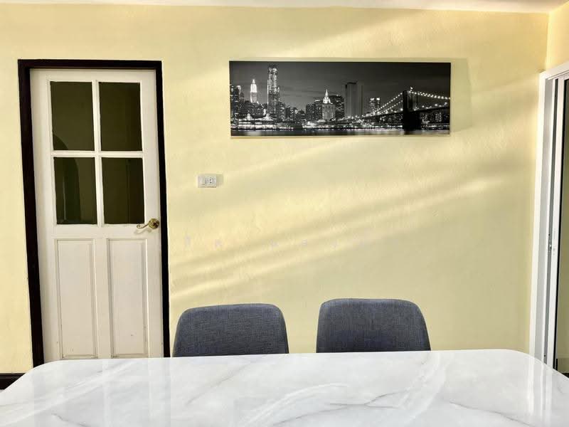 ให้เช่าบ้านเดี่ยว ม.ราชาวดี ไร่กล้วย ศรีราชา, Chon Buri (Pattaya), Surasak, Si Racha, Chon Buri (Pattaya), 3 Bedrooms, 200 sqm, Single Detached House For Rent, by Dusit Saengfa, 11687817 - DDproperty.com