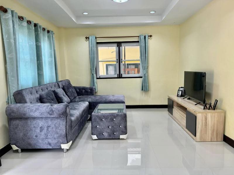 ให้เช่าบ้านเดี่ยว ม.ราชาวดี ไร่กล้วย ศรีราชา, Chon Buri (Pattaya), Surasak, Si Racha, Chon Buri (Pattaya), 3 Bedrooms, 200 sqm, Single Detached House For Rent, by Dusit Saengfa, 11687817 - DDproperty.com