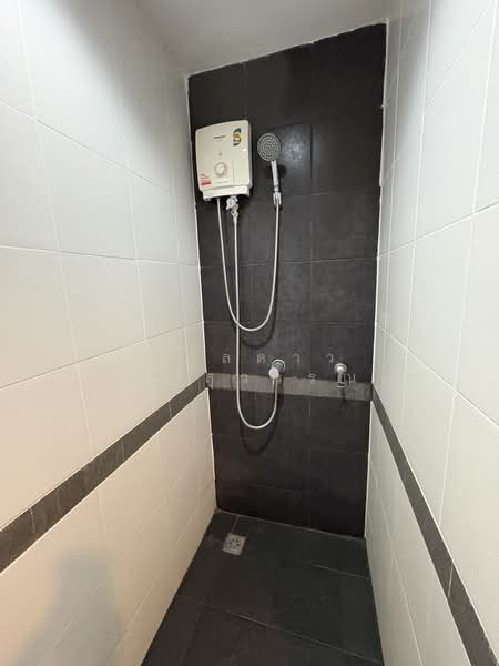 A Space Asoke-Ratchada, Bangkok, 624 Asoke-Dindaeng Road, Din Daeng, Bangkok, 1 Bedroom, 35 sqm, Condo For Rent, by สกุลดาว บุญสุวรรณ, 11687841 - DDproperty.com