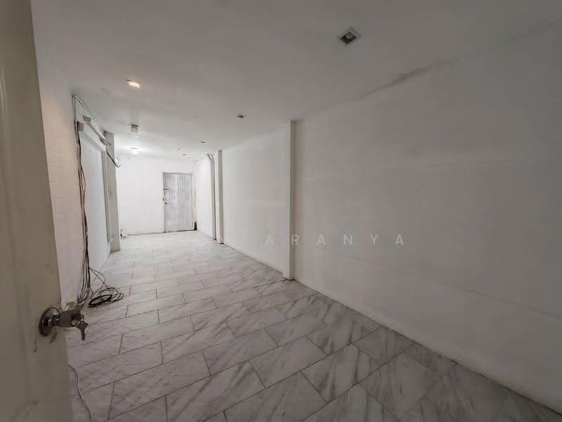 Merit Place Ladprao 87, Bangkok, Soi Ladprao 87, Wang Thonglang, Bangkok, 8 Bedrooms, 600 sqm, Townhouse For Rent, by Khun Aranya, 11688744 - DDproperty.com