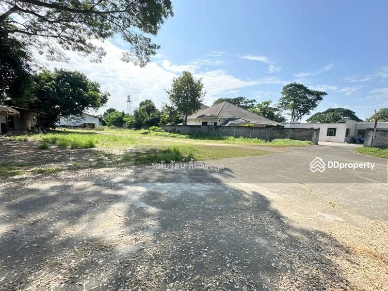 For Sale - Land for sale next to the 2nd Ring Road, Chiang Mai, 5 rai, width 100 meters., Chiang Mai