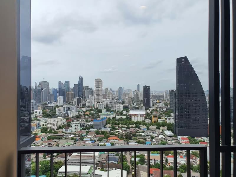 Oka Haus Sukhumvit 36, Bangkok, 3399 Rama 4 Road, Khong Tan, Khlong Toei, Bangkok, 1 Bedroom, 35 sqm, Condo For Sale, by Ma yuan Tao, 11691903 - DDproperty.com