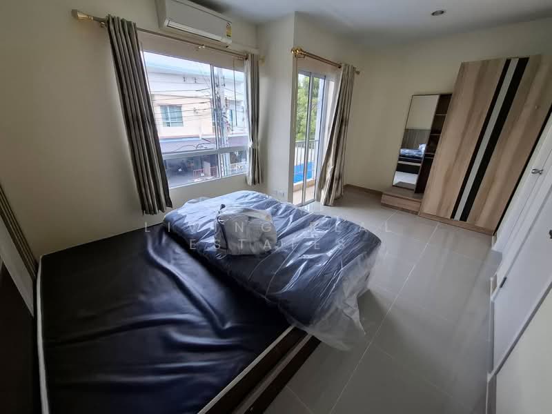 Villette Lite Pattanakarn, Bangkok, Soi Phatthanakan 38, Phatthanakan Road, Suan Luang, Suan Luang, Bangkok, 3 Bedrooms, 110 sqm, Townhouse For Rent, by Living Real Estates, 11693909 - DDproperty.com
