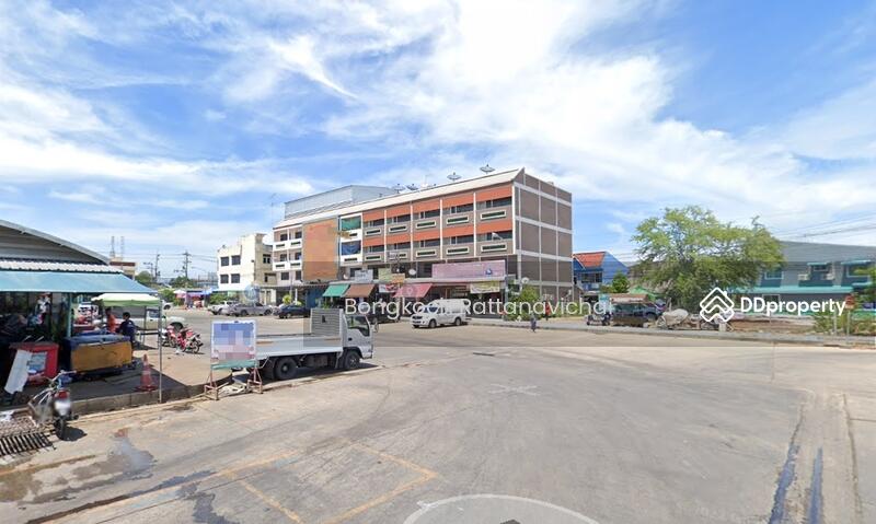 For Sale - Commercial building for sale in the Cha-am Municipality LF Market, Phetchaburi