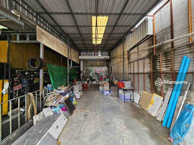 ขาย - ขาย ตึก 4 ชั้นครึ่ง 32.2 ตร.ว. ติดถนนเสรีไทย แขวงคลองกุ่ม เขตบึงกุ่ม กรุงเทพมหานคร, กรุงเทพ
