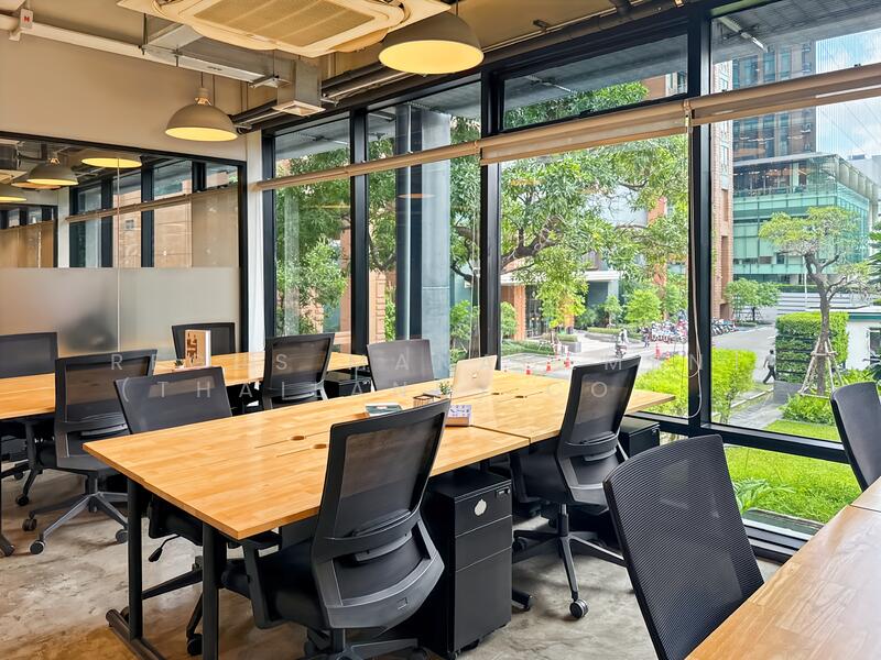 Spaces Suthi Building, Bangkok, 1624 New Petchaburi Road, Makkasan, Ratchathewi, Bangkok, , 2,372 sqm, Office Space For Rent, by IWG SERVICES (THAILAND) COMPANY LIMITED, 11694913 - DDproperty.com