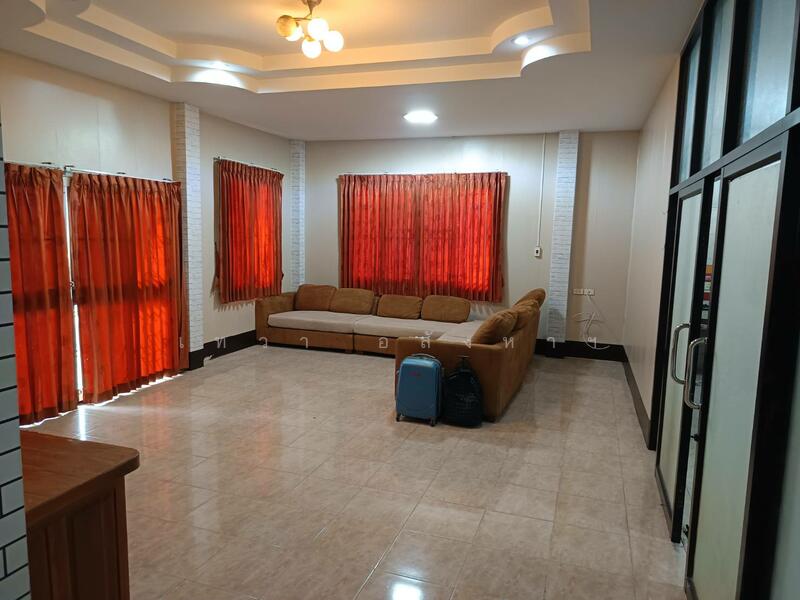 ขาย - ขายบ้านเดี่ยว พฤกษาแลนด์ หนองชาก บ้านบึง ชลบุรี เนื้อที่ 93.4 ตร.ว. จอดรถในบ้าน 4 คัน หน้าบ้าน 3 คัน, ชลบุรี