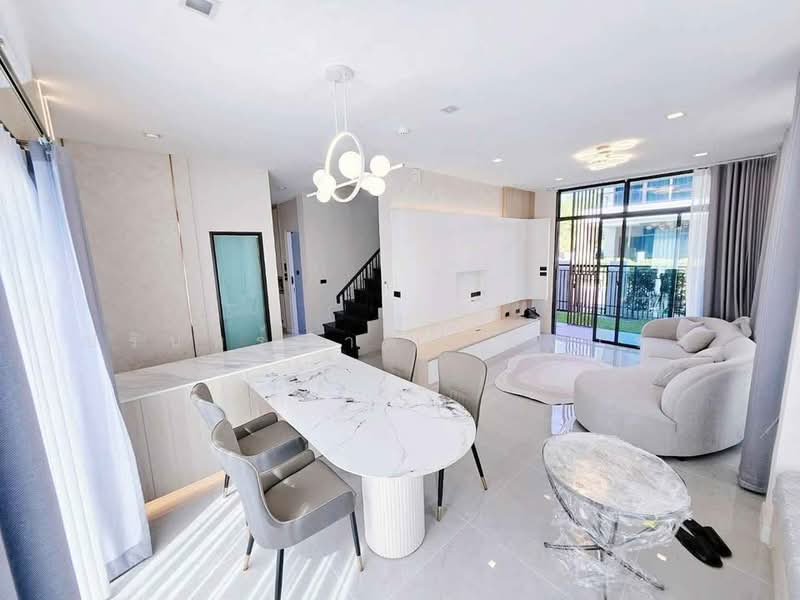 Bangkok Boulevard Bangna KM.5, Samut Prakan, Bang Na-Trat 37 Alley, Bang Kaeo, Bang Plee, Samut Prakan, 4 Bedrooms, 237 sqm, Single Detached House For Rent, by ปรินทร์ญาดา ชิณโชติ, 11695935 - DDproperty.com