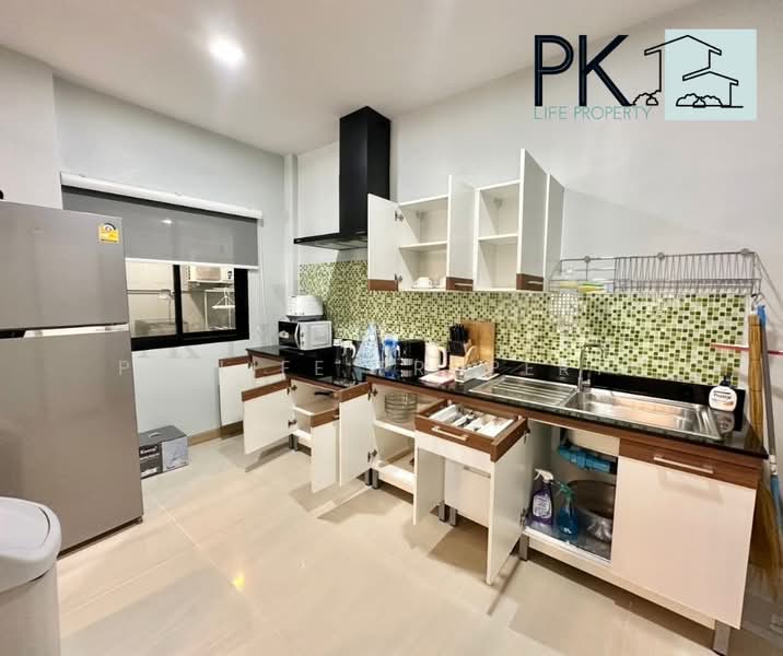 8R0674 House with jacuzzi 2 bedroom 2 bathroom 40,000/month at chalong have fully furnished, Phuket, Chalong, Muang Phuket, Phuket, 2 Bedrooms, 200 sqm, Single Detached House For Rent, by PK LIFE Property, 11696111 - DDproperty.com