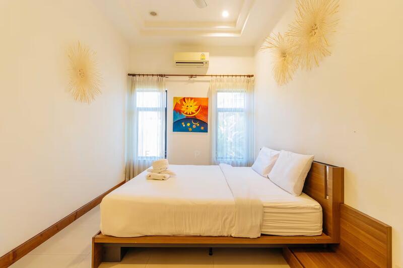 8R0675 Pool villa for rent 4 bedroom 4 bathroom 100,000/month at chalong have fully furnished, Phuket, Chalong, Muang Phuket, Phuket, 4 Bedrooms, 800 sqm, Single Detached House For Rent, by PK LIFE Property, 11696234 - DDproperty.com