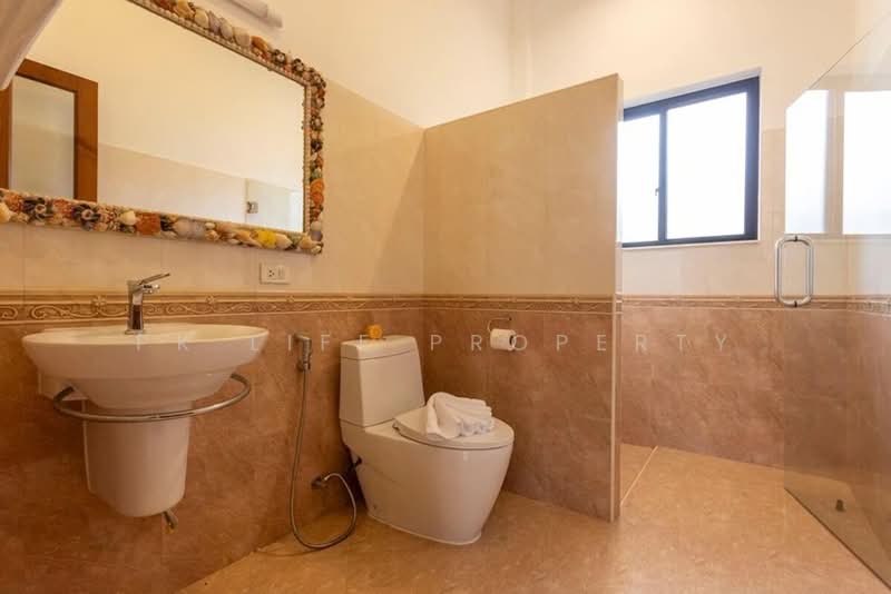 ให้เช่า - 8R0675 Pool villa for rent 4 bedroom 4 bathroom 100,000/month at chalong have fully furnished, ภูเก็ต