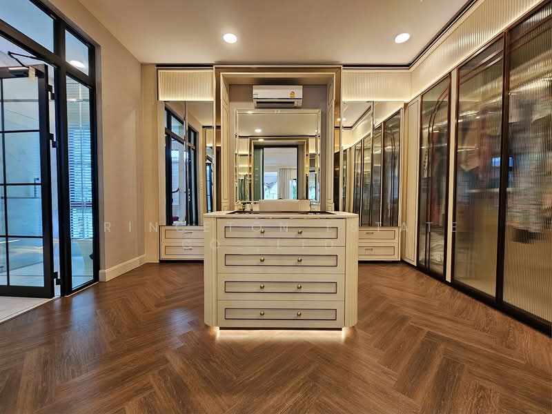 Nantawan Rama 9 - New Krungthepkreetha, Bangkok, Krungthep Kreetha Road, Saphan Sung, Saphan Sung, Bangkok, 5 Bedrooms, 650 sqm, Single Detached House For Rent, by Princeton Estate Co.,Ltd., 11697122 - DDproperty.com