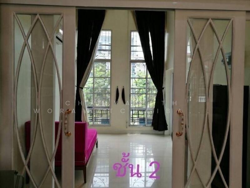 Baan Klang Krung Sathorn-Narathiwas, Bangkok, 599 Nonsi Road, Chong Nonsi, Yan Nawa, Bangkok, 3 Bedrooms, 300 sqm, Townhouse For Rent, by Chanyanath Worawatchaibaworn, 11697866 - DDproperty.com