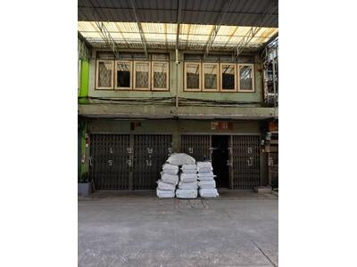 ขาย - ขายด่วน อาคารพาณิชย์ 3 ชั้น พร้อมดาดฟ้าต่อเต็ม 2 คูหาติดกัน จันทน์-สาทร, กรุงเทพ