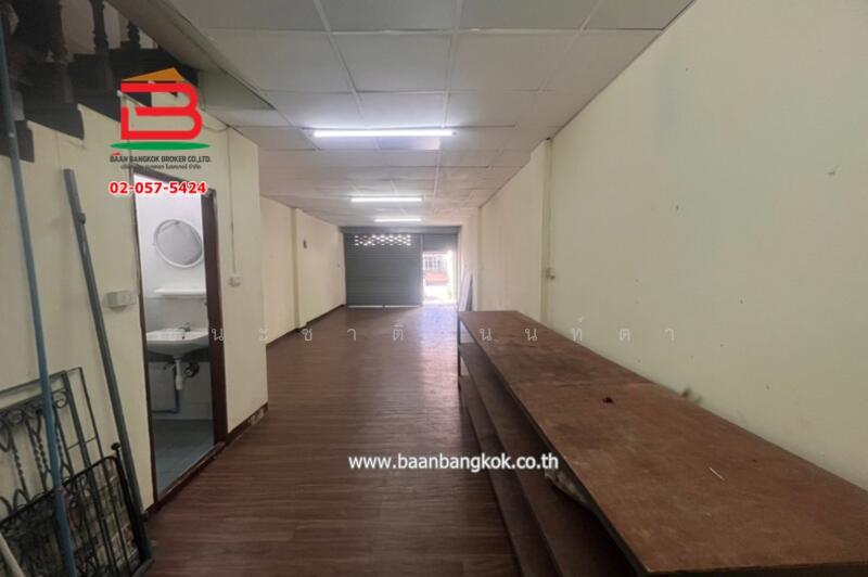 For Sale - อาคารพาณิชย์ หมู่บ้าน เค.ซี. 1 (ซอยหทัยราษฎร์ 39) เนื้อที่ 16 ตรว. ใกล้ร.ร.ขุมทองวิทยา เขตมีนบุรี, Bangkok