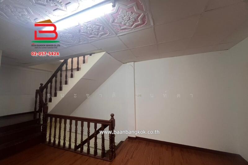 For Sale - อาคารพาณิชย์ หมู่บ้าน เค.ซี. 1 (ซอยหทัยราษฎร์ 39) เนื้อที่ 16 ตรว. ใกล้ร.ร.ขุมทองวิทยา เขตมีนบุรี, Bangkok