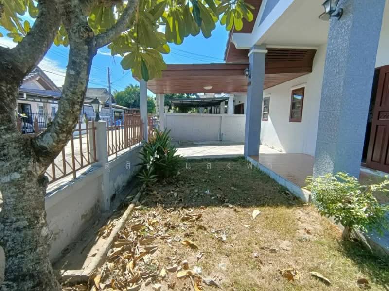 ให้เช่าบ้านเดี่ยว ม.ลัดดาเฮ้าส์ ใกล้ตลาดศุภฤกษ์ ศรีราชา, ชลบุรี, สุรศักดิ์, ศรีราชา, ชลบุรี, 200 ตร.ม., บ้านเดี่ยว ให้เช่า, โดย ดุสิต แสงฟ้า, 11698845 - DDproperty.com