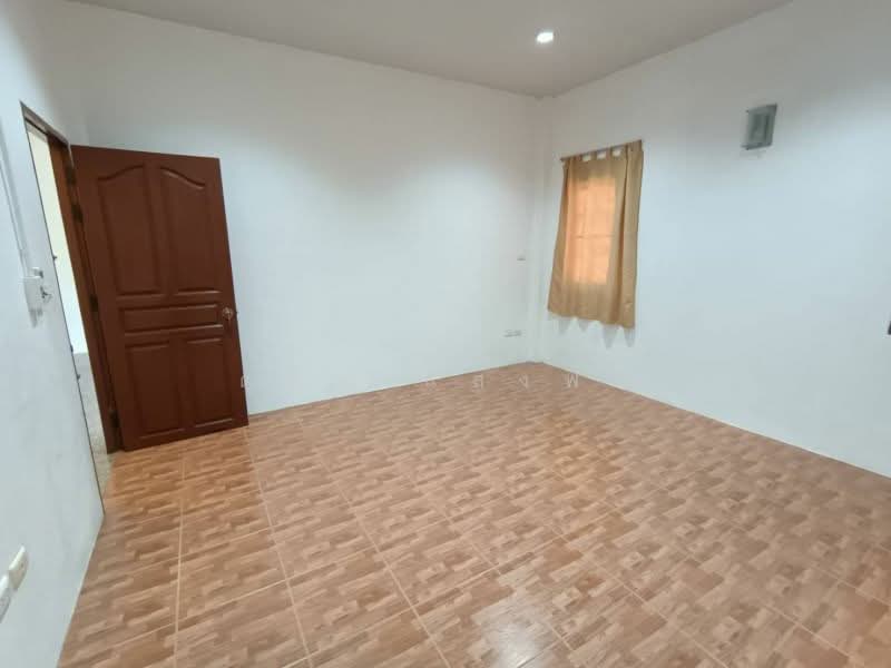 ให้เช่าบ้านเดี่ยว ม.ลัดดาเฮ้าส์ ใกล้ตลาดศุภฤกษ์ ศรีราชา, ชลบุรี, สุรศักดิ์, ศรีราชา, ชลบุรี, 200 ตร.ม., บ้านเดี่ยว ให้เช่า, โดย ดุสิต แสงฟ้า, 11698845 - DDproperty.com