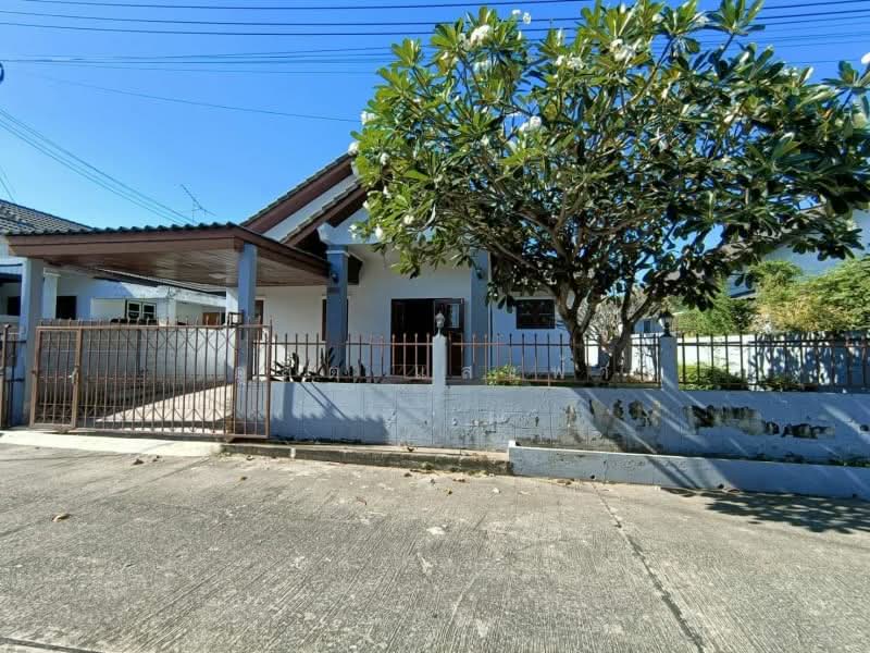 ให้เช่าบ้านเดี่ยว ม.ลัดดาเฮ้าส์ ใกล้ตลาดศุภฤกษ์ ศรีราชา, Chon Buri (Pattaya), Surasak, Si Racha, Chon Buri (Pattaya), 2 Bedrooms, 200 sqm, Single Detached House For Rent, by Dusit Saengfa, 11698845 - DDproperty.com