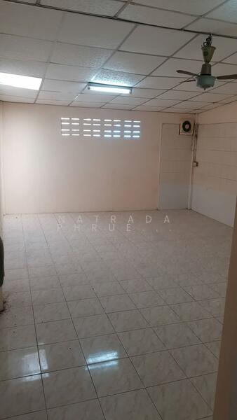 ขาย - ทาวน์เฮ้าส์ 2 ชั้น ติดกับโรงพยาบาลนครปฐม, นครปฐม