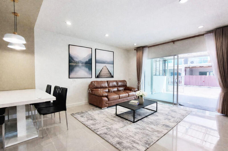 Villette Lite Pattanakarn, Bangkok, Soi Phatthanakan 38, Phatthanakan Road, Suan Luang, Suan Luang, Bangkok, 3 Bedrooms, 135 sqm, Townhouse For Sale, by Ponwimol Wipanarapai, 11699091 - DDproperty.com