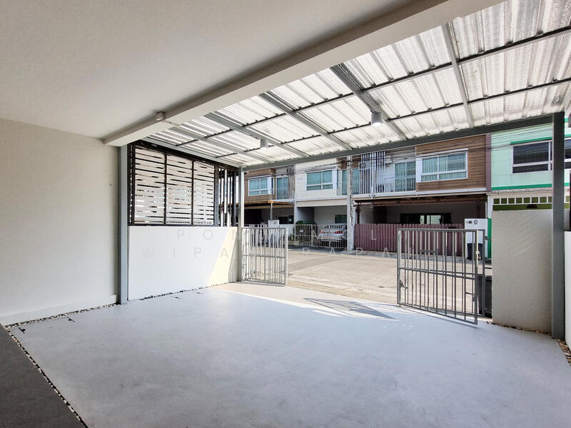 Villette Lite Pattanakarn, Bangkok, Soi Phatthanakan 38, Phatthanakan Road, Suan Luang, Suan Luang, Bangkok, 3 Bedrooms, 135 sqm, Townhouse For Sale, by Ponwimol Wipanarapai, 11699091 - DDproperty.com